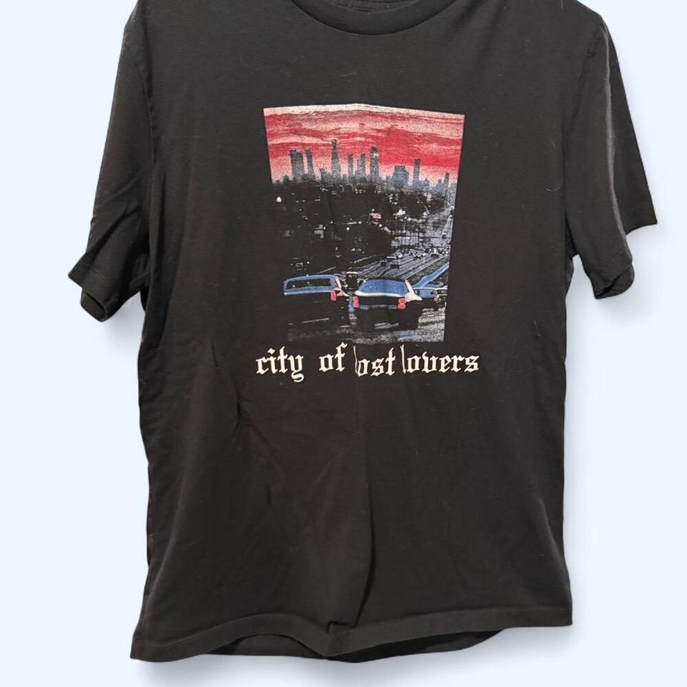Forever 21 City of Lost Lovers Graphic Tee – Men’s Large
